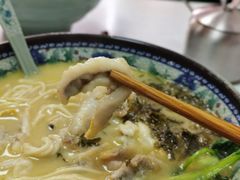 -明呈黄鱼面馆(斜土路店)