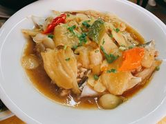 酸姜荞头蒸鱼头-海鲜街菜馆(海珠南路店)