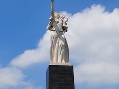 -侵华日军南京大屠杀遇难同胞纪念馆-停车场