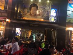 -BHC炸鸡(明洞总店)