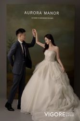 -雪中彩影婚纱摄影·微光艺术中心