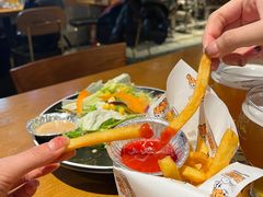 -HUZI虎滋精酿餐吧(京西大悦城店)
