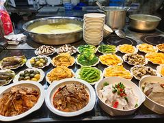 -八一路好吃街(雨田商务大厦店)