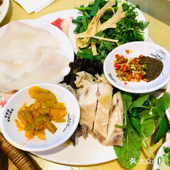 桥香园过桥米线(金马碧鸡店)