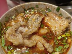 -肖肖酸萝卜鱼火锅(总店)