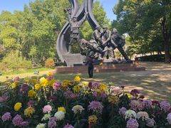 -上海市龙华烈士陵园