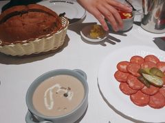 -俄士厨房(五棵松华熙LIVE店)