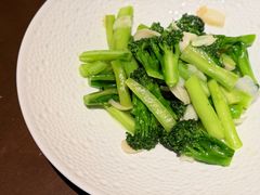 西兰苔炒百合-奉天小馆·非遗东北菜(沈阳万象城店)