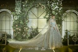 -禕·愫白婚纱商店