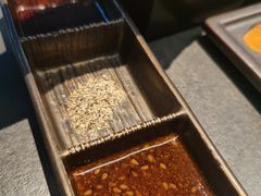 -铭牛烧肉·和牛海鲜自助(高新月牙湖店)