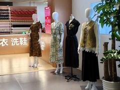 -莱靓奢侈品洗护改衣店(新世界百货崇文店)