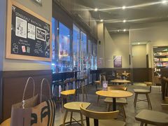 大堂-星巴克(丽水万地广场店)