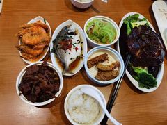 -66梧桐院·天平邻里汇(乌鲁木齐南路店)