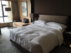-中山利和希尔顿酒店