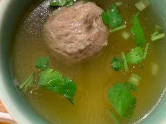 -潮界(LU·ONE凯德晶萃广场店)