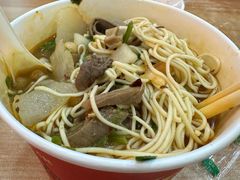 -江三王记牛杂馆(总店)