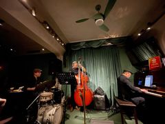 -Tango by Ala House
