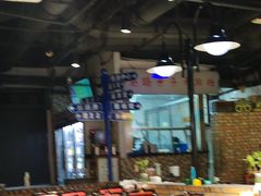 -马路牙子烧烤音乐酒馆(望京店)