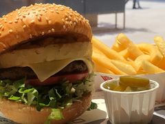 -The Habit Burger Grill 哈比特汉堡(爱琴海店)