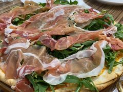 帕玛火腿双层芝士匹萨-榖屋house of flour(张江首店)