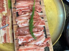 -四斤烤肉(东戴河孟家店)