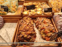 -红跑车蛋糕世界(网巾市店)