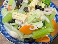 -大姨捞面(新安花园店)