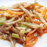 40元一斤的野生水晶鱼干