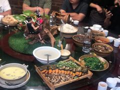 野菜-汤锅大王(新平曹苏黄牛汤锅有限公司)