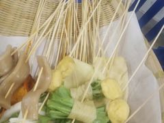 -马路边边串串香形象店(磐石路店)
