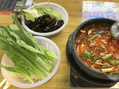 -黔二妞地摊火锅(龙华清湖店)