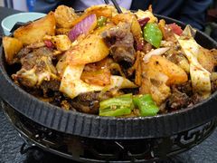 -撒拉人家.酸菜牦牛肉火锅