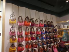-Longchamp(佛罗伦萨小镇奥特莱斯店)