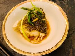 -御龙阁海鲜酒楼