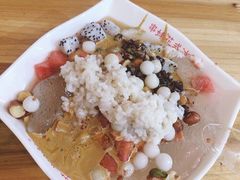 丈母娘冰粉-串妹花式冰粉(乐山总店)