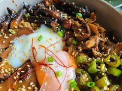 -Ameigo梅果·云贵川bistro(长宁来福士店)