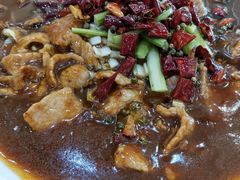传统手法水煮肉-桃子餐厅·天津菜(红星路直营店)