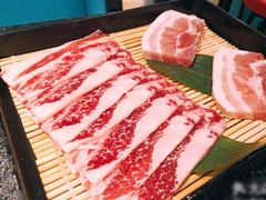 烤和牛牛五花-烤路里·韩国品质自助烤肉(石路天虹4号店)