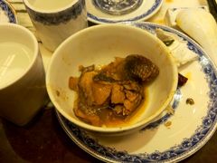 糊辣鱼-蔼若春.传承三十年云南菜(金碧公园店)