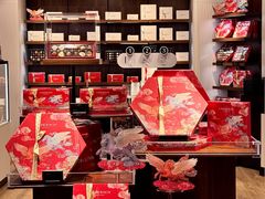 -Laderach 莱德拉(上海环贸iapm店)