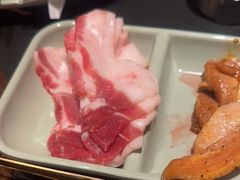 -梨花甄选自助烤肉(小寨原力场店)