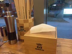 -海盗虾饭·剥好的小龙虾饭(SOHO尚都店)