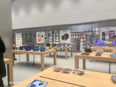 -Apple零售店(华贸购物中心店)