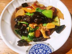 遇宴牛丸麻辣小香锅-山城遇宴·重庆江湖菜(五道口银谷大厦店)