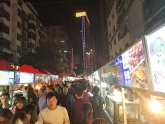 -正宁路小吃夜市