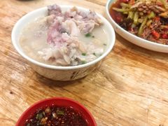 -雷祖芳老妈蹄花店