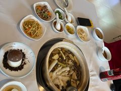 -天宜隆蘑菇宴火锅(石景山旗舰店)
