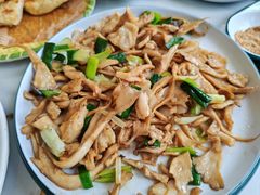 -何适山庄 ·可团建(水长城P2停车场店)