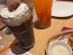 -必胜客(WOW中心城店)