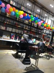 -马克男发时尚店